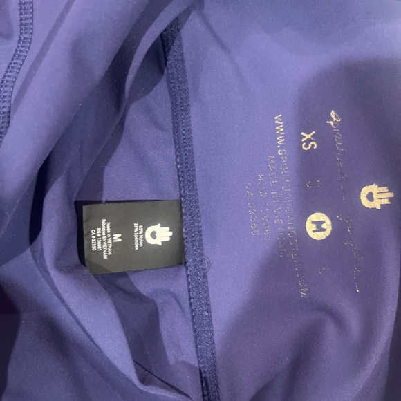 Spiritual Gangster Leggings - Picture 4 of 4